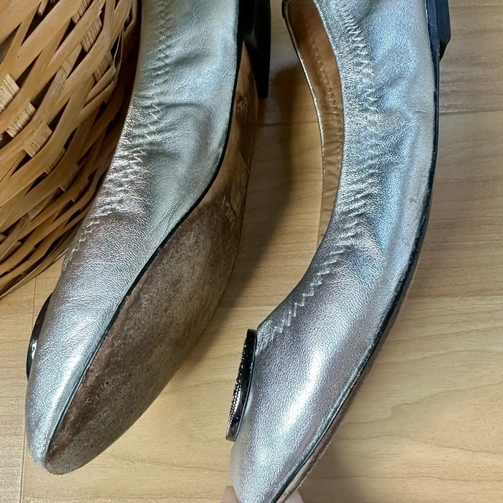 Tory Burch Metallic Silver Logo Round-Toe Ballet Flats